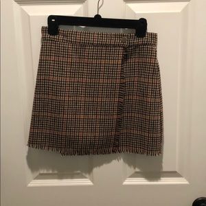 ❤️Urban Outfitters Tweed wrap skirt